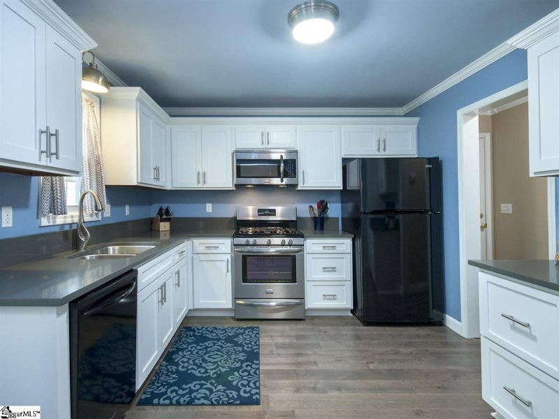 Property image 4 at 6 Richden Court, Taylors, SC 29687