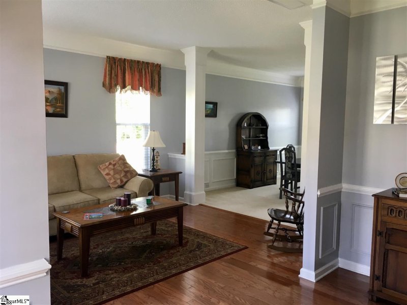 Property image 4 at 322 Park Ridge Circle, Greer, SC 29651