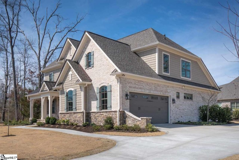 Property image 3 at 405 Cannie Clark Court, Simpsonville, SC 29681