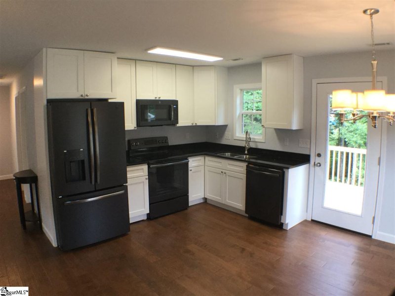 Property image 5 at 201 Nicholas Court, Easley, SC 29640