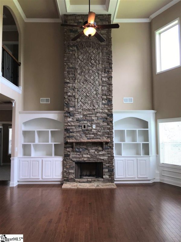 Property image 3 at 218 Tuxedo Lane, Greer, SC 29651