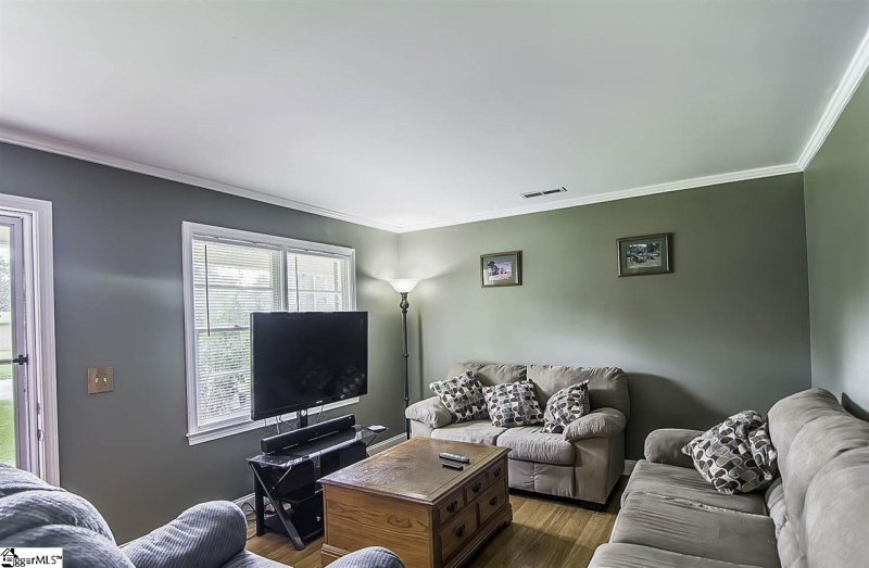 Property image 5 at 103 Lonnie Avenue, Simpsonville, SC 29681