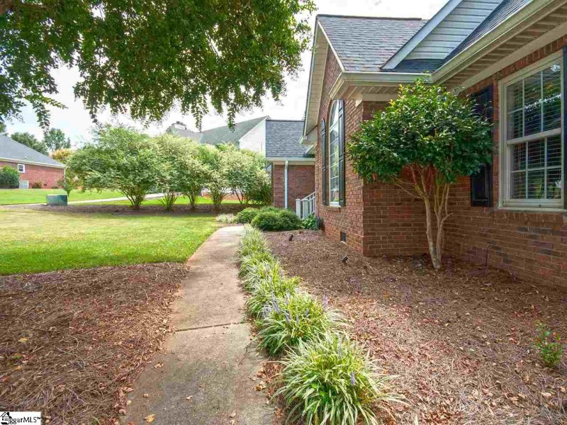 Property image 3 at 113 S Clearstone Court, Easley, SC 29642