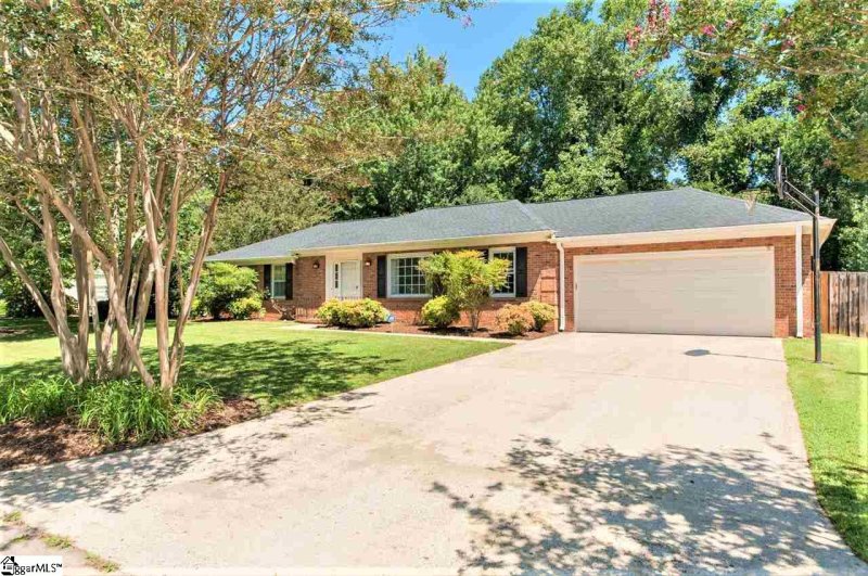 Property image 2 at 5 Eagle Ridge Lane, Greenville, SC 29615