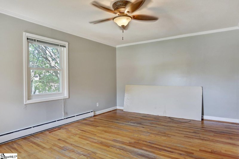 Property image 5 at 22 Maywood Drive, Taylors, SC 29687