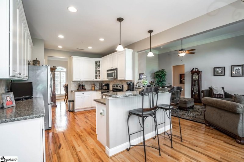 Property image 4 at 616 Dills Farm Way, Greer, SC 29651