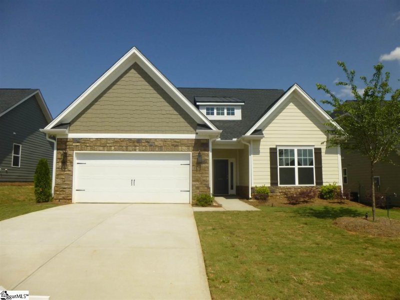 124 Broadleigh Court