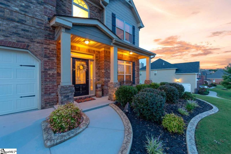 Property image 2 at 105 Saddlehorn Lane, Easley, SC 29642