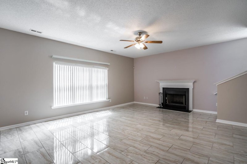 Property image 3 at 725 Bent Hollow Court, Moore, SC 29369