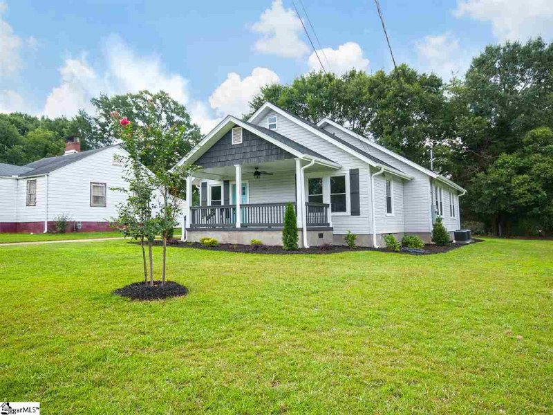 Property image 2 at 15 Gatling Avenue, Greenville, SC 29605