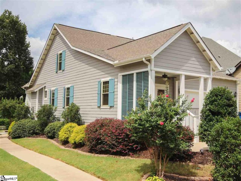 Property image 2 at 221 WEDDINGTON Lane, Simpsonville, SC 29681