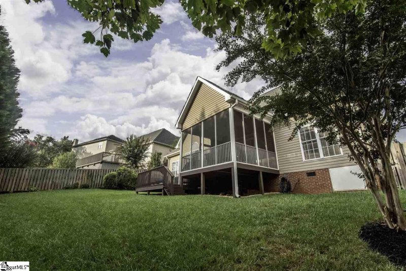 Property image 4 at 8 Glencreek Drive, Greer, SC 29650