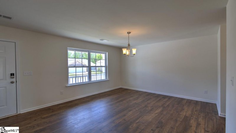 Property image 3 at 204 Willow Grove Way, Piedmont, SC 29673