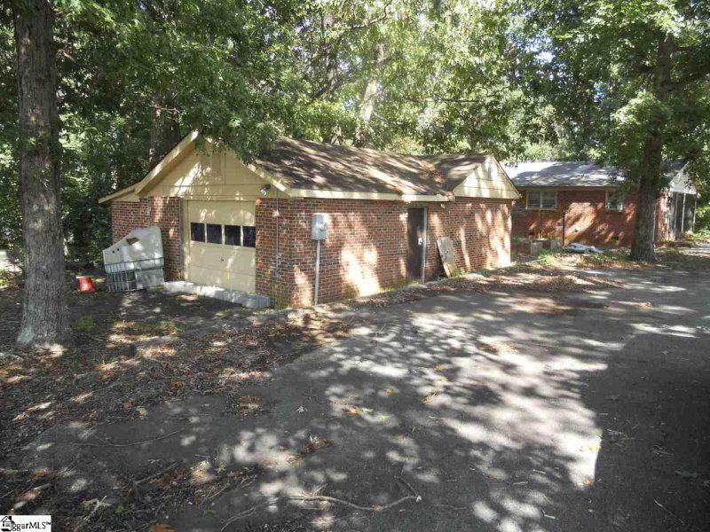 Property image 3 at 148 Woodridge Circle, Greenville, SC 29607