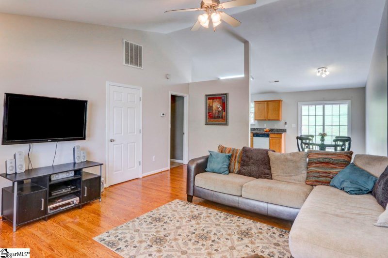 Property image 2 at 26 SPRING FELLOW Lane, Taylors, SC 29687