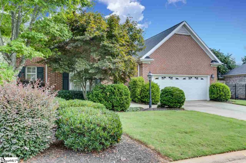 Property image 3 at 3 Fenland Drive, Greenville, SC 29615