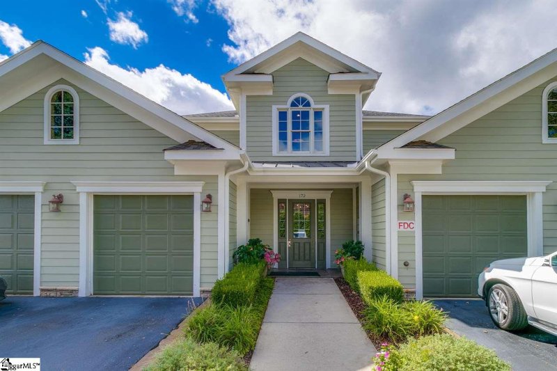 Property image 2 at 172 Ridgeland Drive, Greenville, SC 29601