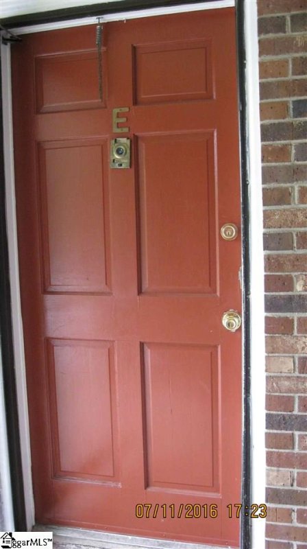 6526 White Horse Road