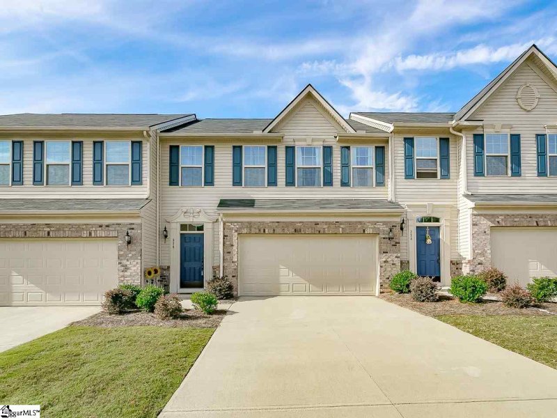 Property image 2 at 326 Bellerive Drive, Duncan, SC 29334