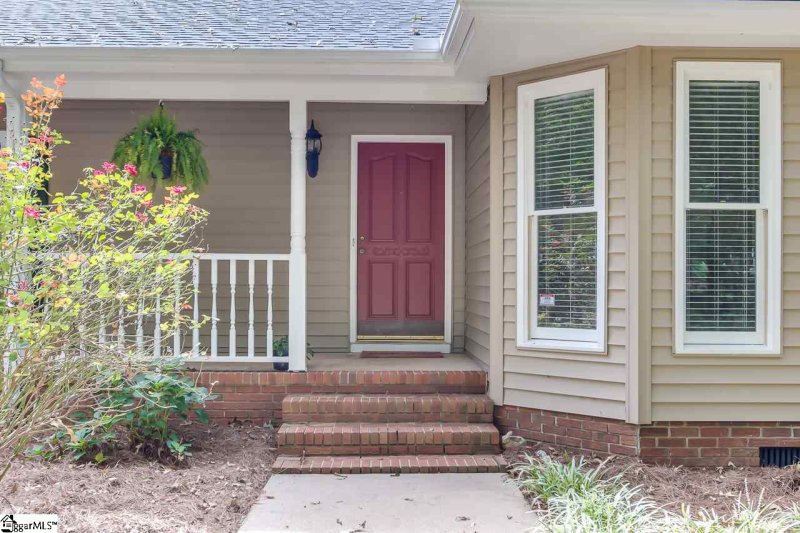 Property image 2 at 18 N. Windward Court, Taylors, SC 29687