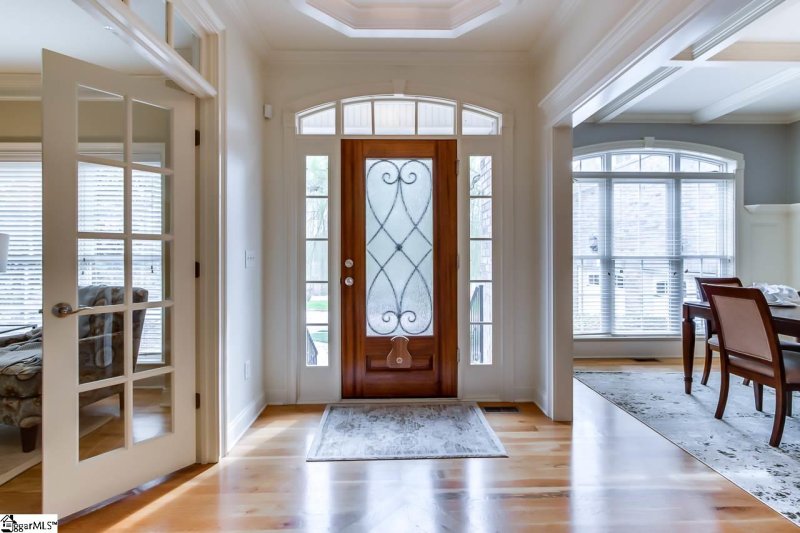 Property image 4 at 512 Foxcroft Road, Greenville, SC 29615