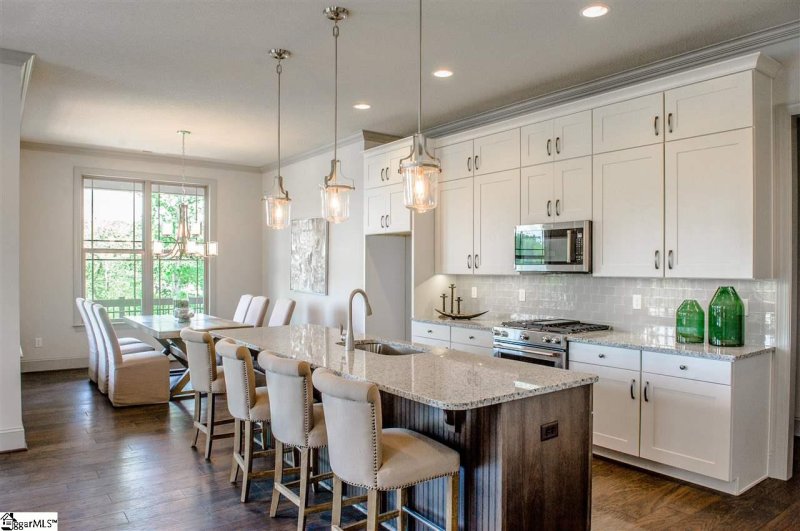 Property image 4 at 3318 Championship Drive, Seneca, SC 29678