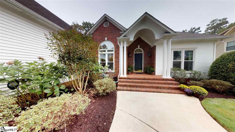 Property image 2 at 208 Hypericum Lane, Greenville, SC 29615
