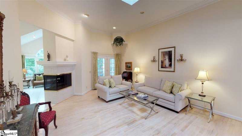 Property image 5 at 208 Hypericum Lane, Greenville, SC 29615