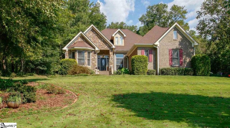 Property image 2 at 11 Pinerock Drive, Travelers Rest, SC 29690-8189