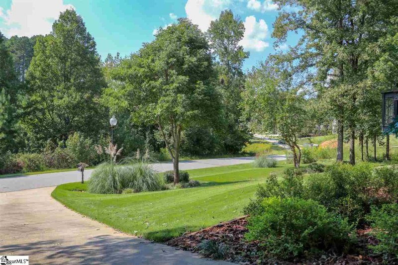 Property image 4 at 11 Pinerock Drive, Travelers Rest, SC 29690-8189