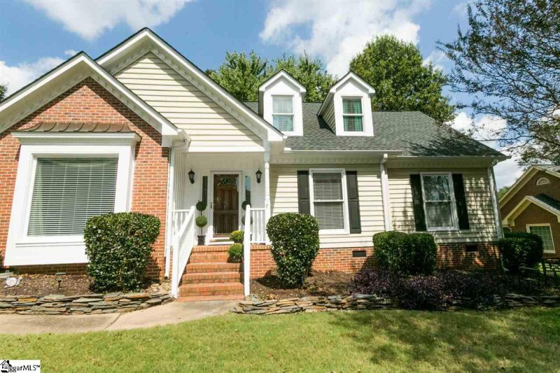 Property image 2 at 215 Forrester Creek Way, Greenville, SC 29607