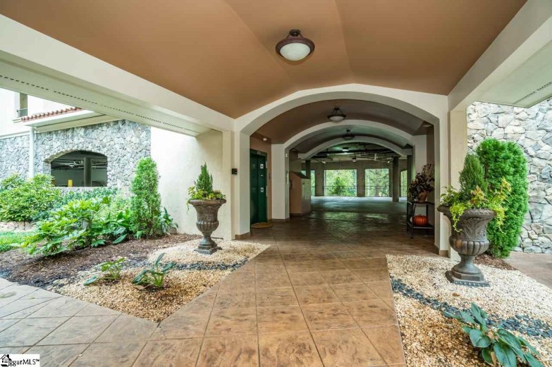 Property image 3 at 1209 E Washington Street, Greenville, SC 29601