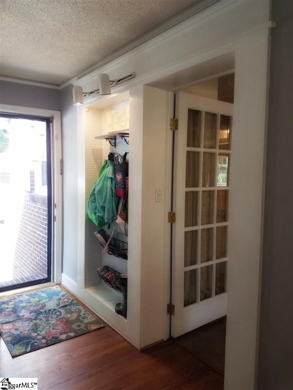 Property image 3 at 210 Thornwood Drive, Taylors, SC 29687