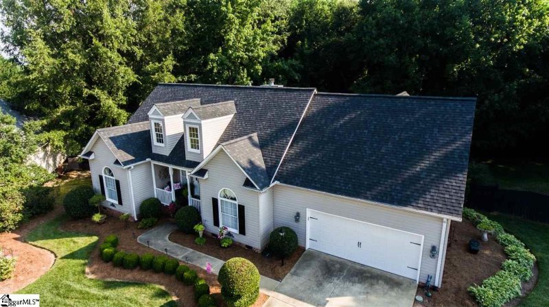 Property image 3 at 8 Tolland Court, Simpsonville, SC 29681