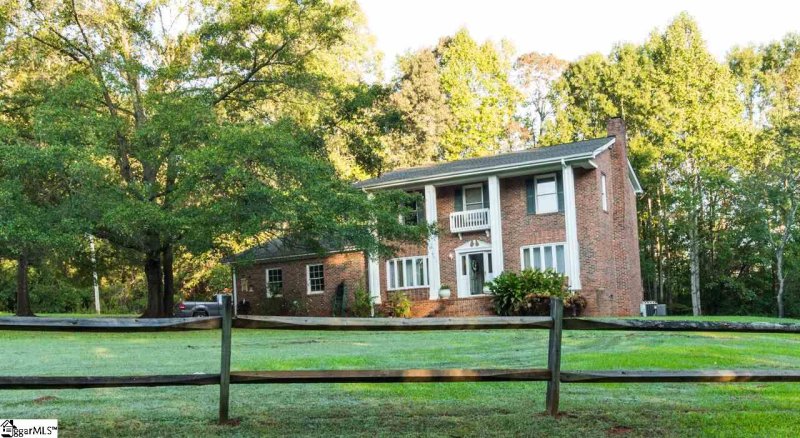 200 Dove Hill Circle