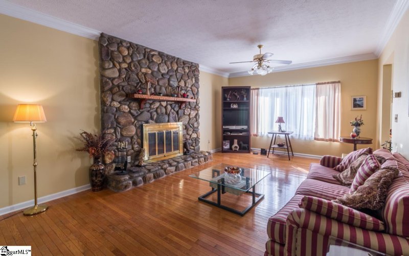 Property image 2 at 200 Dove Hill Circle, Easley, SC 29640