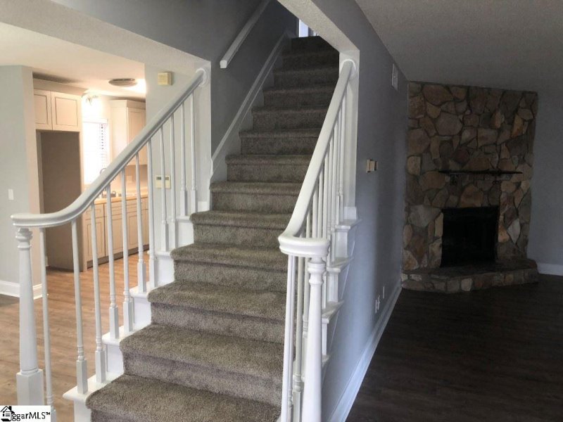 Property image 3 at 138 Shady Tree Drive, Taylors, SC 29687