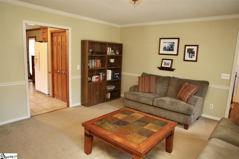 Property image 5 at 204 Spring View Lane, Taylors, SC 29687