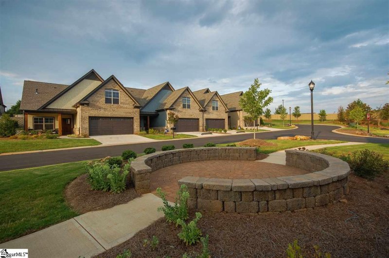 Property image 5 at 110 Meadow Clary Drive, Greer, SC 29650