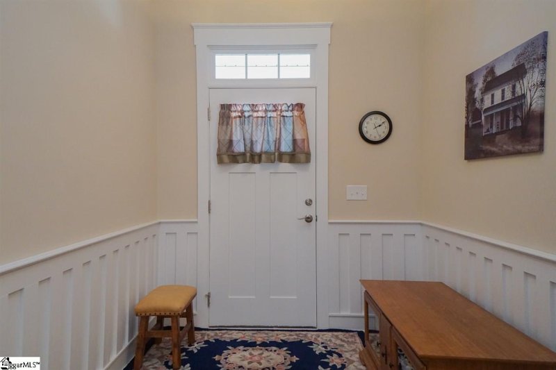 Property image 3 at 15 Rolling Creek Court, Taylors, SC 29687