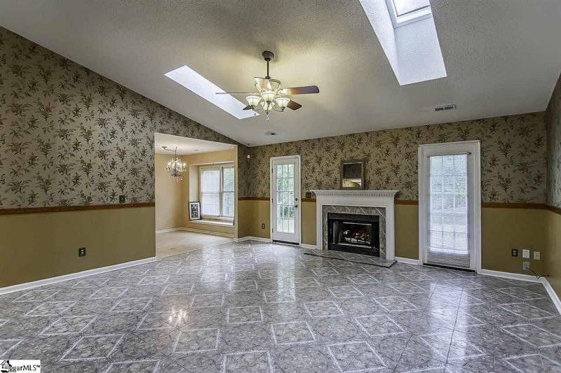 Property image 5 at 9 Chinaberry Lane, Simpsonville, SC 29680