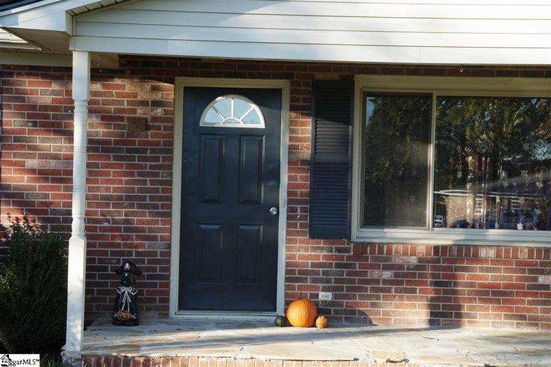 Property image 5 at 207 Bentwood Drive, Piedmont, SC 29673-7955