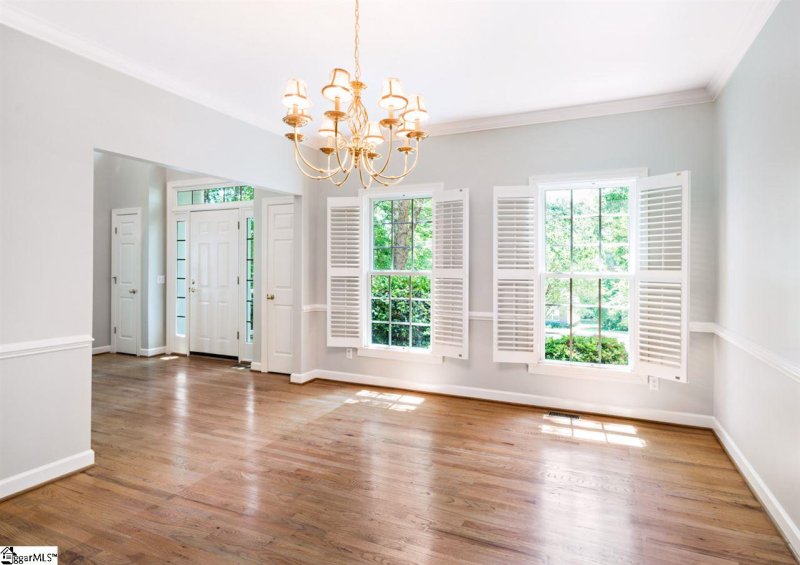 Property image 3 at 6 Clearwater Court, Taylors, SC 29687