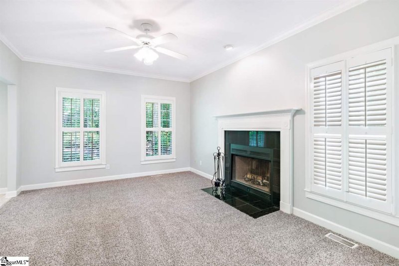 Property image 5 at 6 Clearwater Court, Taylors, SC 29687