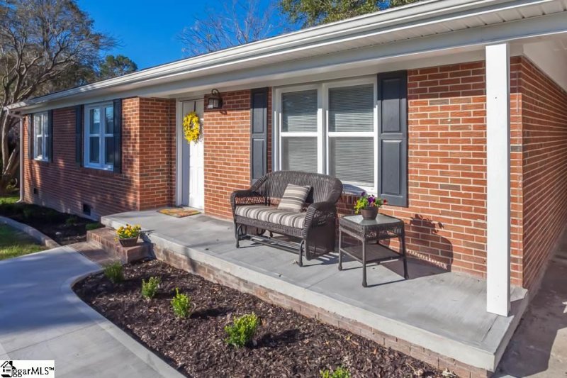 Property image 3 at 208 Hipps Avenue, Simpsonville, SC 29681