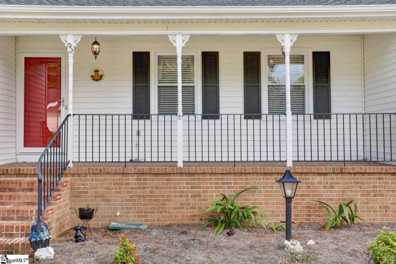 Property image 4 at 3 Wiltshire Court, Taylors, SC 29687