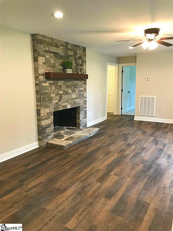 Property image 3 at 207 Helen Street, Simpsonville, SC 29681