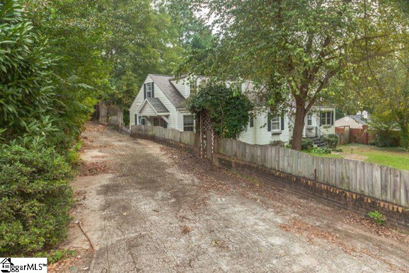 Property image 2 at 178 Faris Circle, Greenville, SC 29605