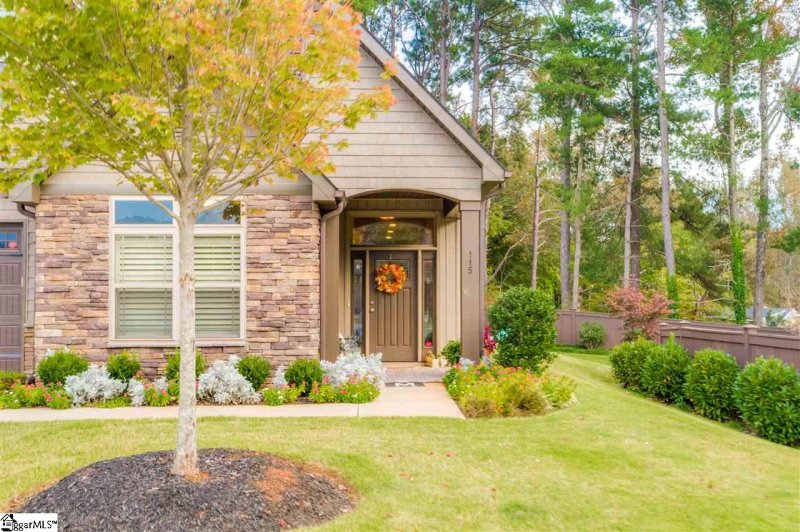 Property image 2 at 115 Shapton Lane, Greenville, SC 29615