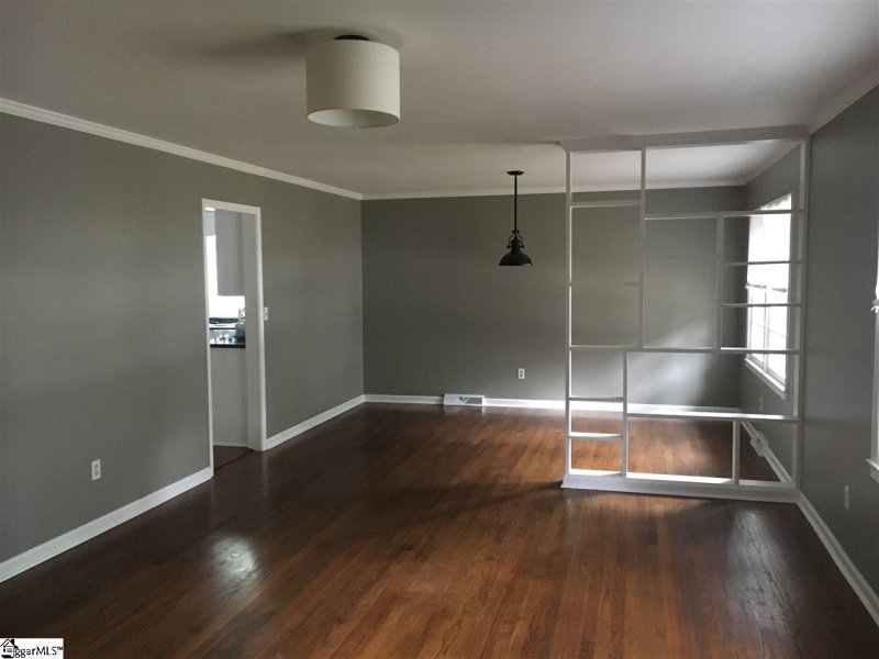 Property image 2 at 2 Sherbrook Lane, Taylors, SC 29687